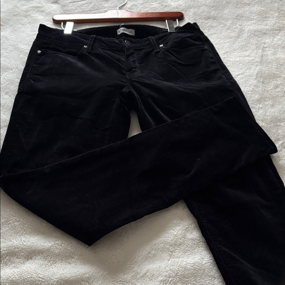 NWOT- GAP Classic Deep Black Skinny Jeans with stretch and a thick corduroy feel